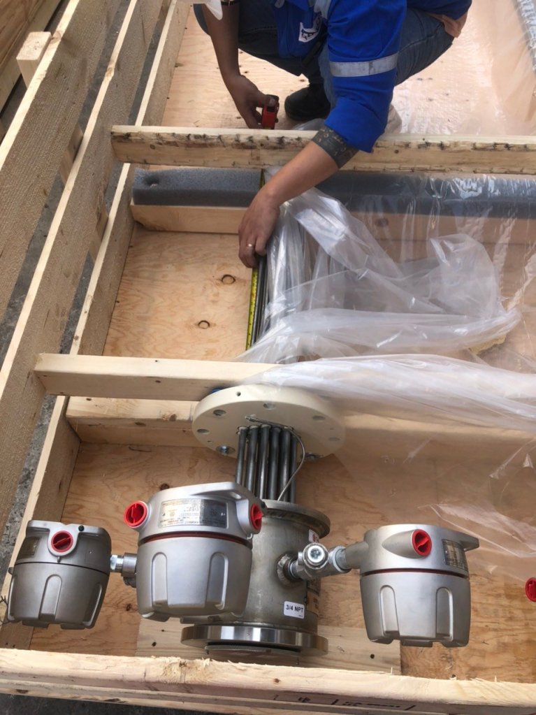 Electric Heater (Bộ gia nhiệt điện) của hãng CCI Thermal Technologies Inc